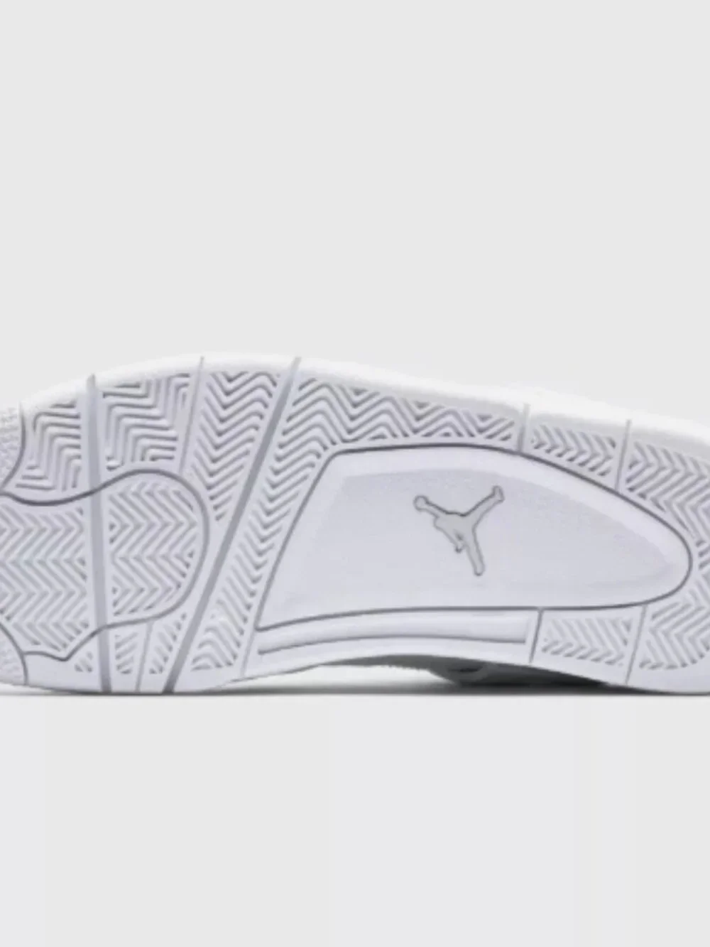 Jordan 4 Retro Mid Pure Money